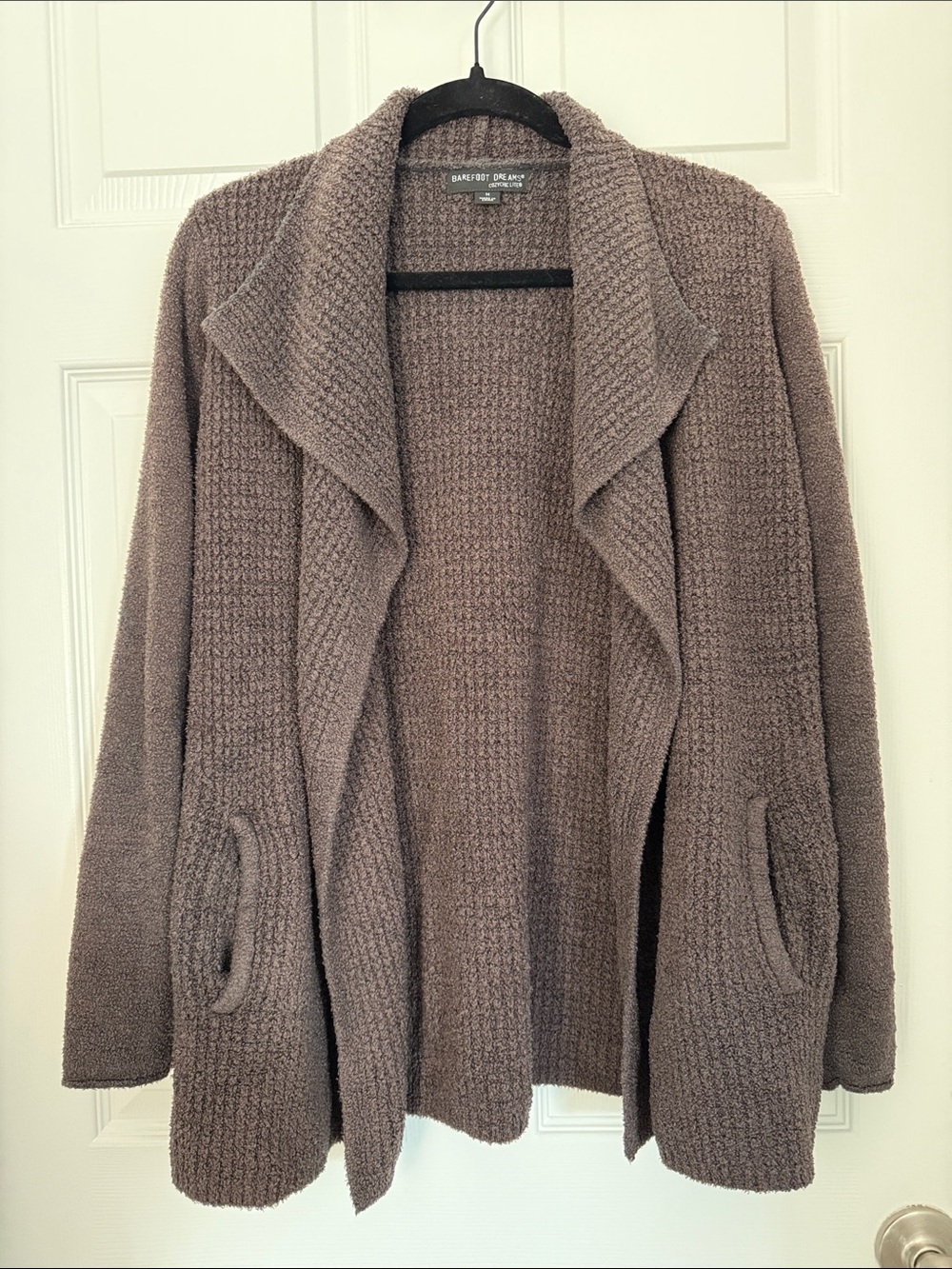 [new inventory] BAREFOOT DREAMS COZYCHIC LITE TAUPE BROWN TRAVEL SHRUG EUC